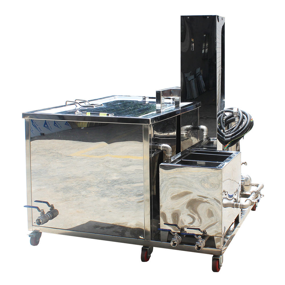 Industrial metal parts ultrasonic cleaning machine with lifting system